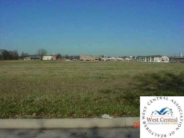 1.78 Acres of Mixed-Use Land for Sale in Clinton, Missouri
