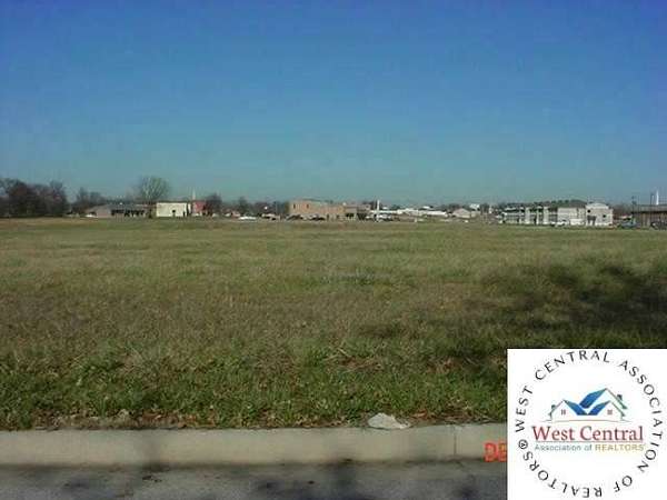1.78 Acres of Mixed-Use Land for Sale in Clinton, Missouri