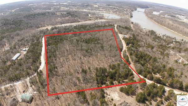 17.2 Acres of Recreational & Residential Land for Sale in Warsaw, Missouri