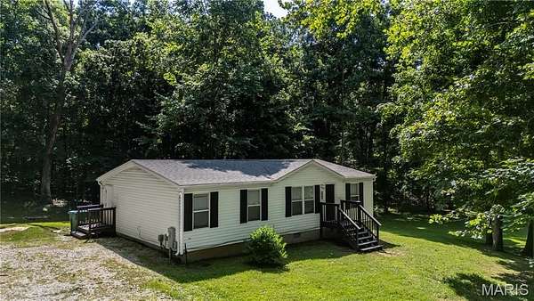 1.7 Acres of Land with Home for Sale in Hillsboro, Missouri