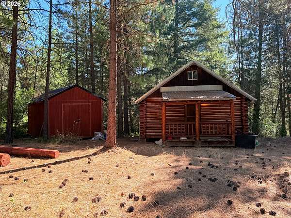 5 Acres of Residential Land for Sale in Goldendale, Washington