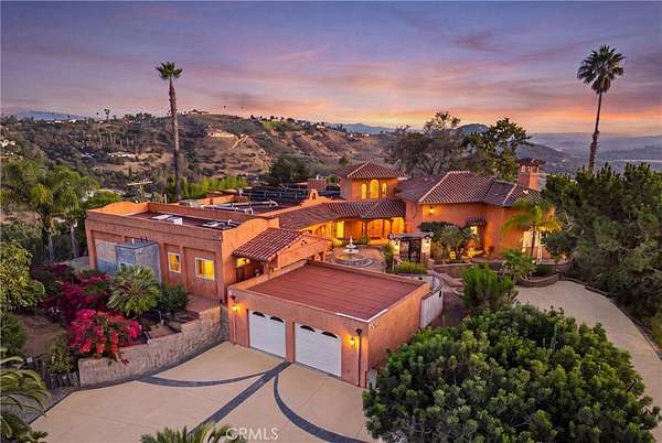 14.6 Acres of Land with Home for Sale in Fallbrook, California