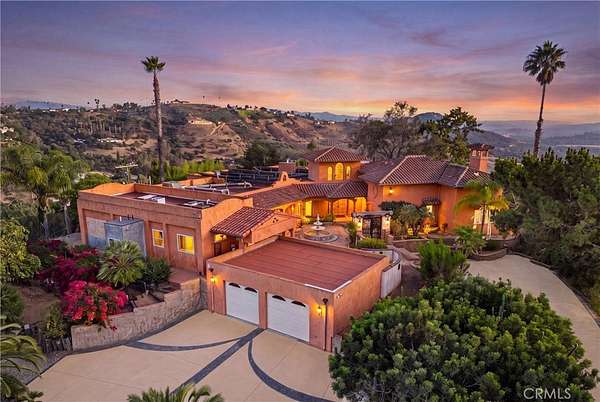 14.6 Acres of Land with Home for Sale in Fallbrook, California