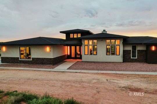 2 Acres of Land with Home for Sale in Kanab, Utah