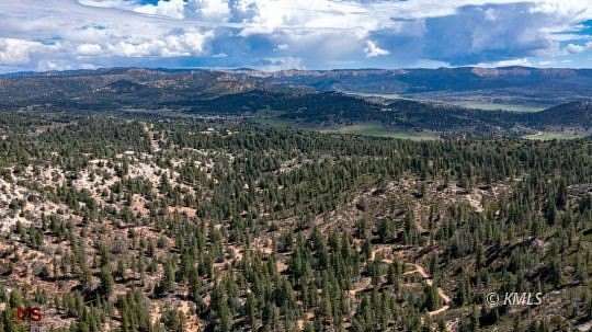 6 Acres of Residential Land for Sale in Alton, Utah