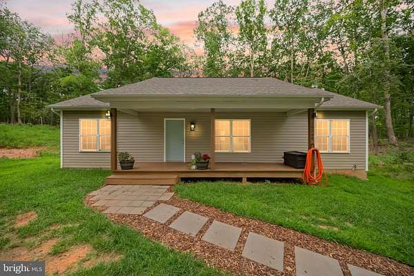 2.33 Acres of Land with Home for Sale in Unionville, Virginia