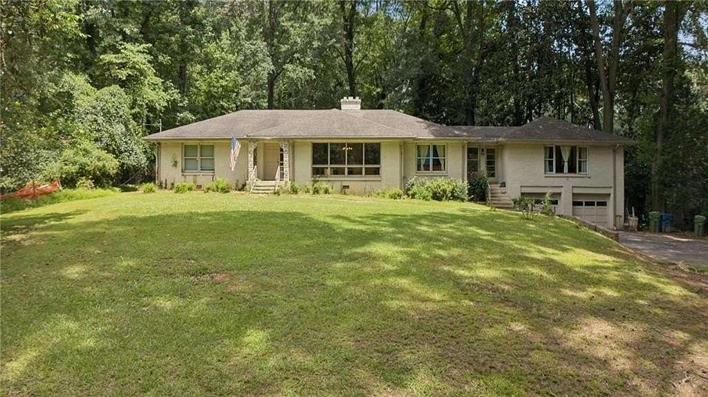 1.12 Acres of Residential Land for Sale in Atlanta, Georgia