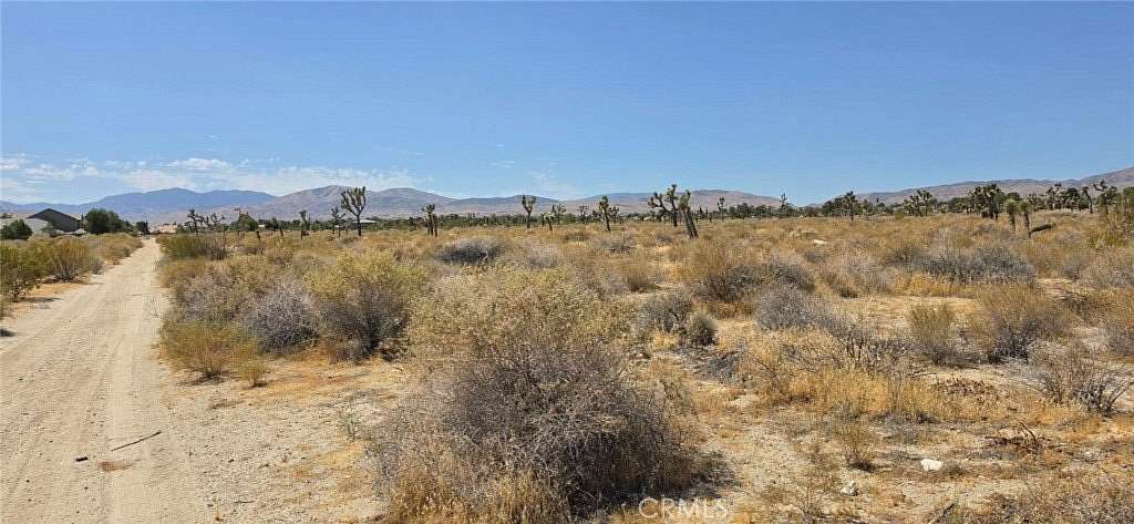 1.1 Acres of Residential Land for Sale in Palmdale, California