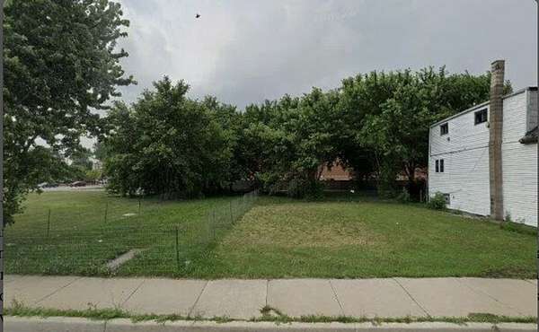 0.07 Acres of Land for Sale in Chicago, Illinois
