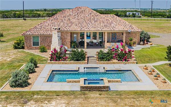 20 Acres of Land with Home for Sale in Pawnee, Texas