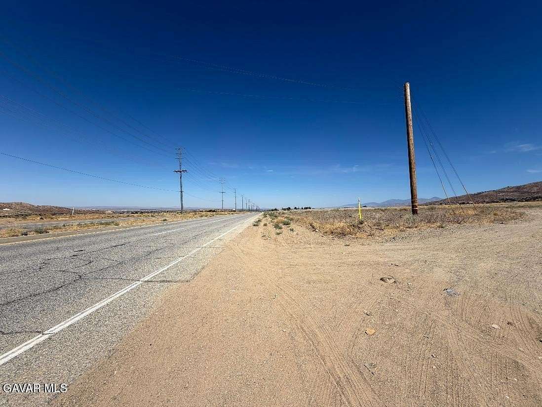 2 Acres of Land for Sale in Palmdale, California