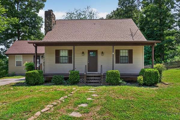 1.56 Acres of Land with Home for Sale in Cookeville, Tennessee