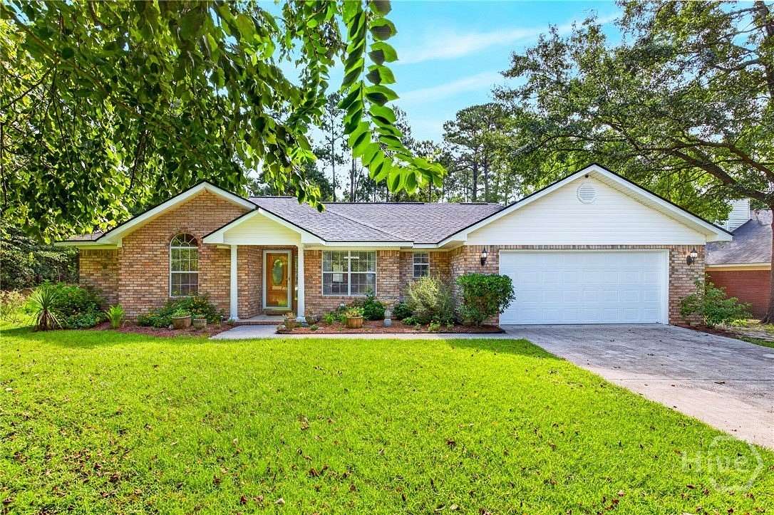 1.5 Acres of Land with Home for Sale in Rincon, Georgia