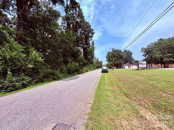 1.25 Acres of Residential Land for Sale in East Spencer, North Carolina