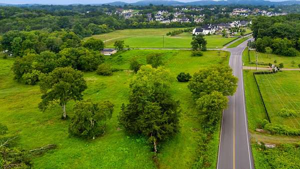 0.74 Acres of Residential Land for Sale in Brentwood, Tennessee