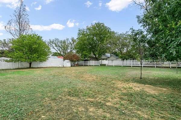 0.18 Acres of Residential Land for Sale in Fredericksburg, Texas