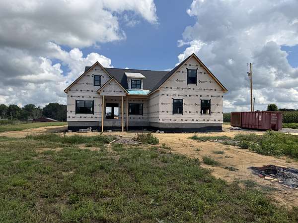 2.3 Acres of Land with Home for Sale in Cottontown, Tennessee
