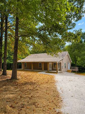 20.5 Acres of Land with Home for Sale in Ethridge, Tennessee