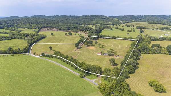 30.1 Acres of Agricultural & Residential Land for Sale in Petersburg, Tennessee