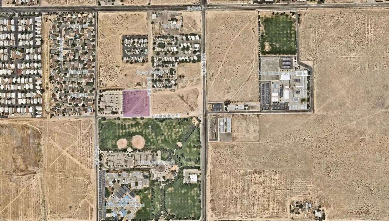 2.52 Acres of Residential Land for Sale in Lancaster, California