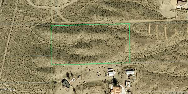 5 Acres of Land for Sale in Helendale, California