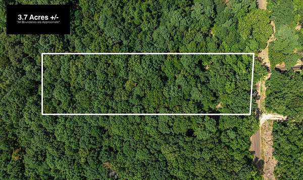 3.27 Acres of Residential Land for Sale in Nacogdoches, Texas