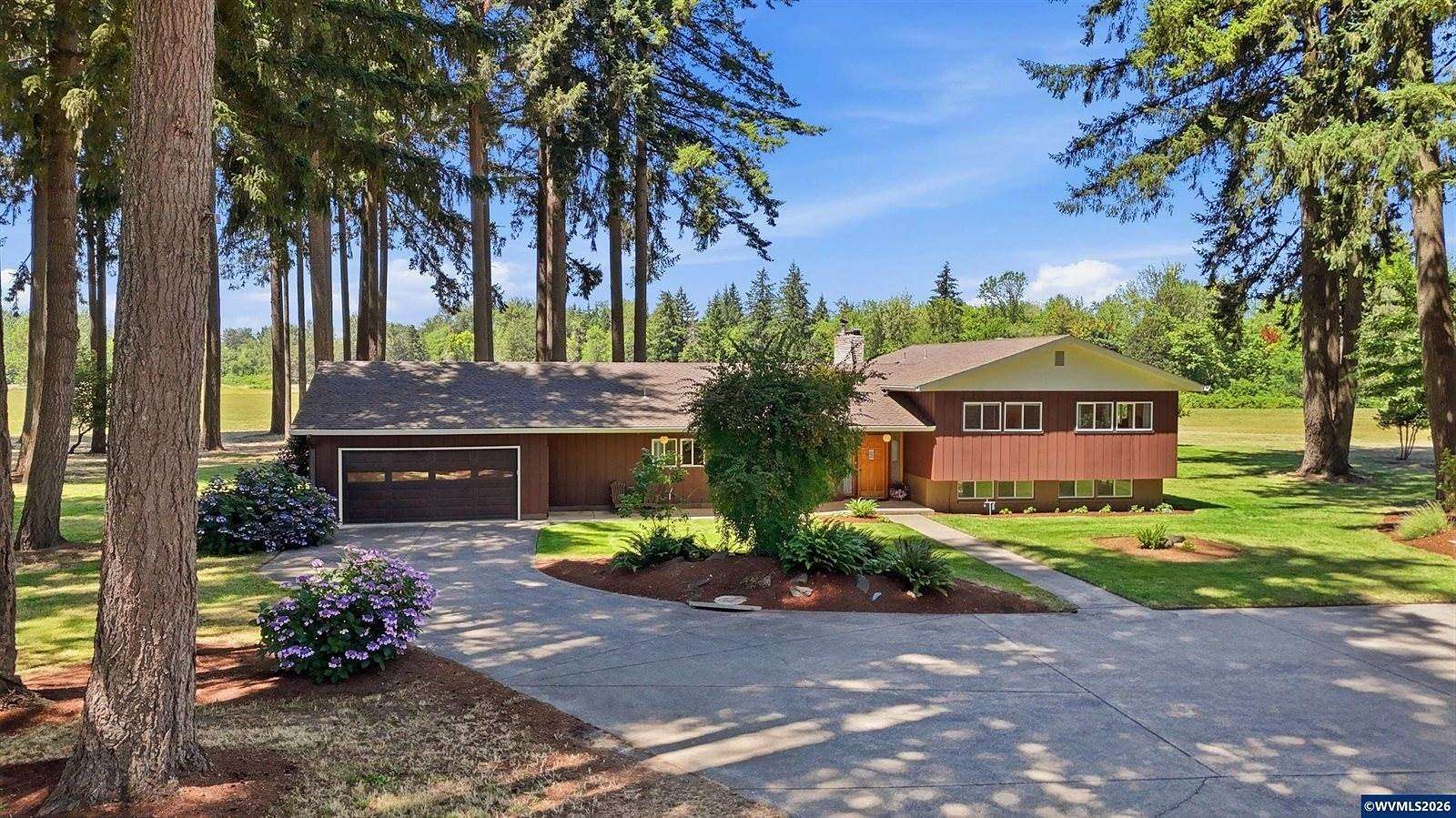 17.2 Acres of Land with Home for Sale in Scio, Oregon