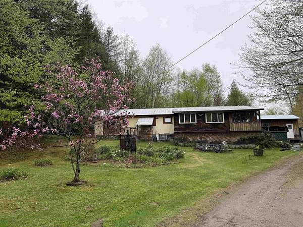 10 Acres of Land for Sale in Chester, Vermont