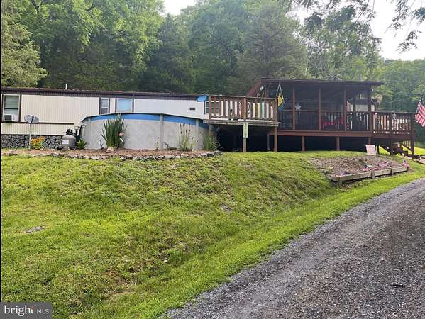 6 Acres of Land with Home for Sale in Franklin, West Virginia