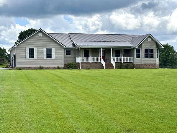 5.33 Acres of Land with Home for Sale in Calvert City, Kentucky
