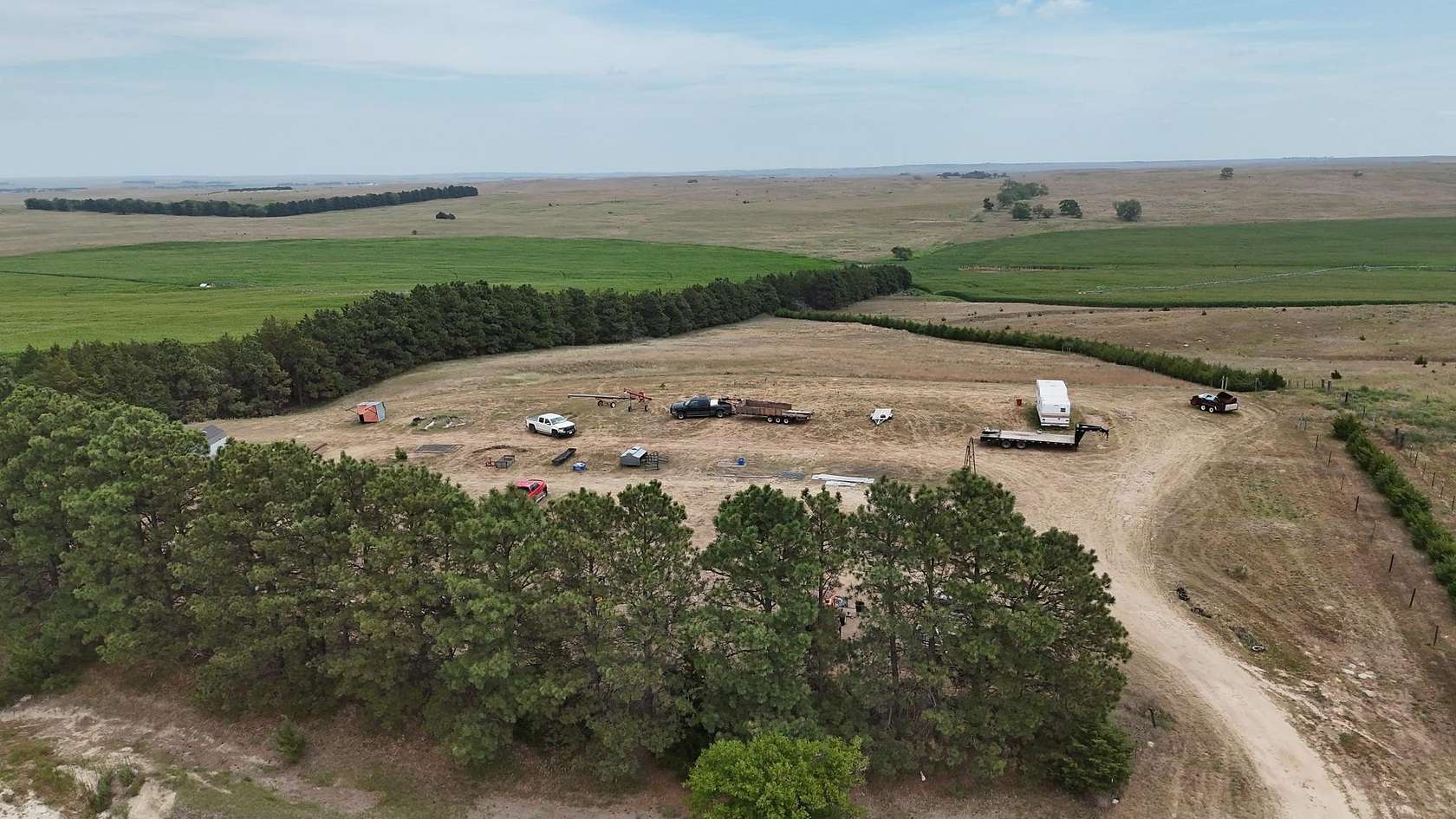 15.6 Acres of Land with Home for Sale in Stapleton, Nebraska