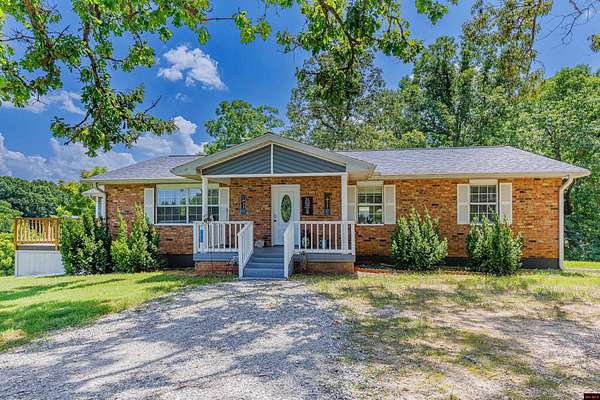 17.5 Acres of Recreational Land with Home for Sale in Mountain Home, Arkansas