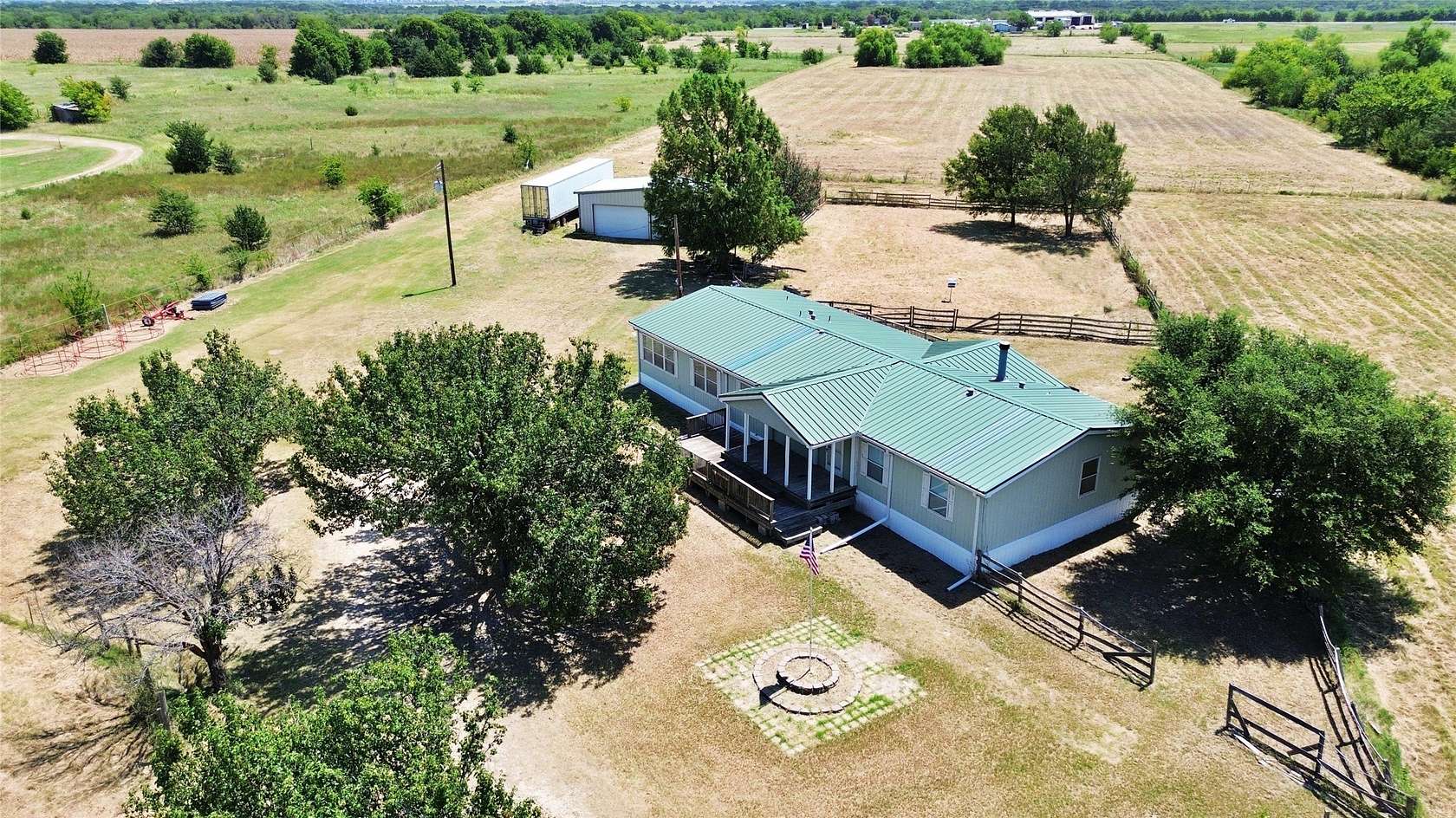 9.78 Acres of Land with Home for Sale in Greenville, Texas
