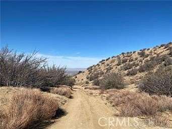 20.3 Acres of Recreational & Residential Land for Sale in Piñon Hills, California
