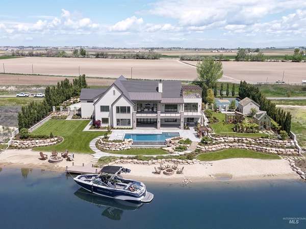 6 Acres of Residential Land for Sale in Caldwell, Idaho