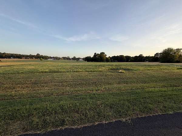 1.48 Acres of Residential Land for Sale in Kilgore, Texas