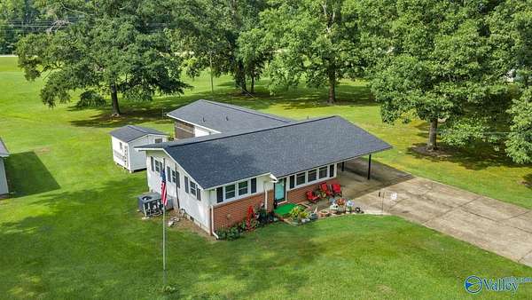 3 Acres of Land with Home for Sale in Scottsboro, Alabama