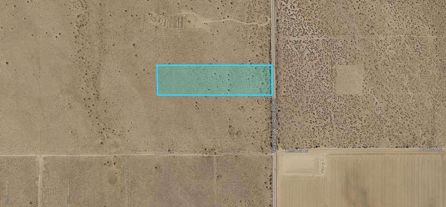 9.77 Acres of Land for Sale in Rosamond, California