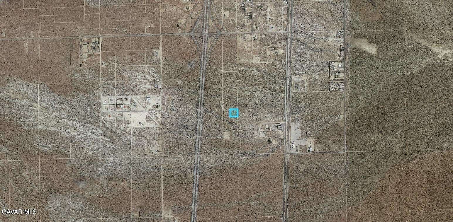 2.5 Acres of Land for Sale in Rosamond, California