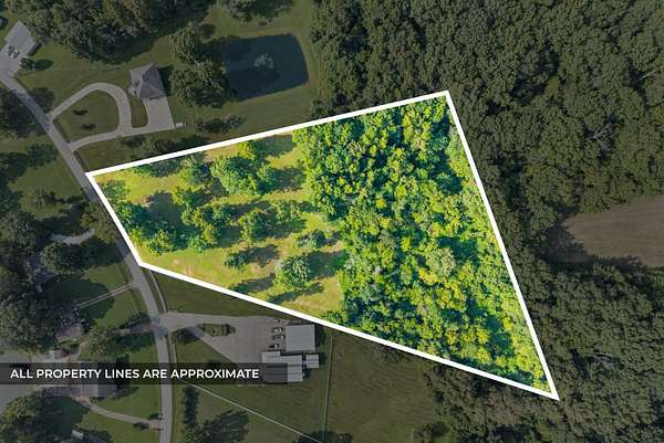 5 Acres of Residential Land for Sale in Chapmansboro, Tennessee