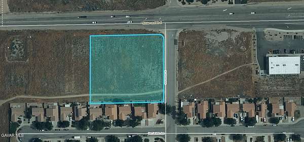 2 Acres of Commercial Land for Sale in Rosamond, California