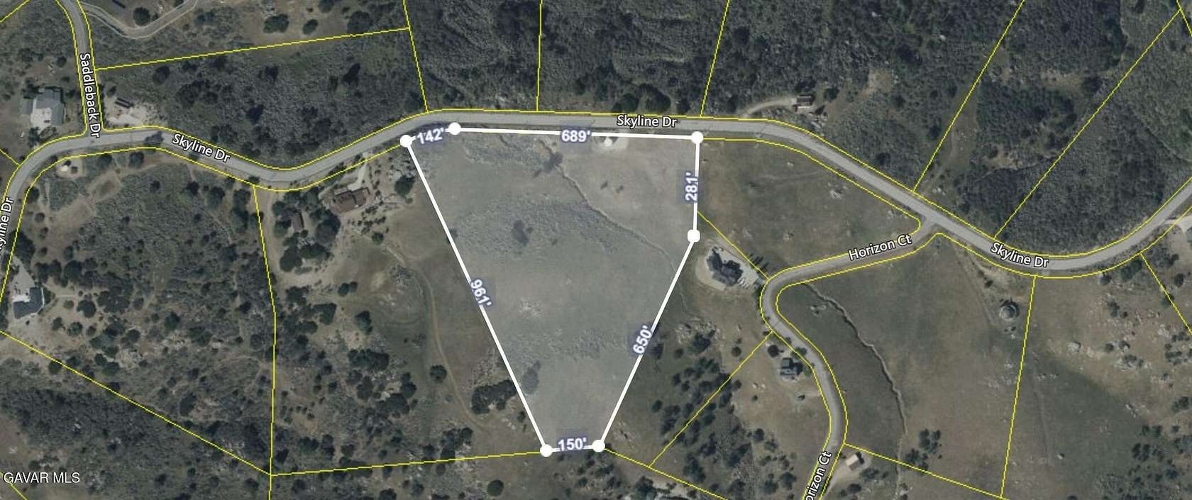 11 Acres of Land for Sale in Tehachapi, California