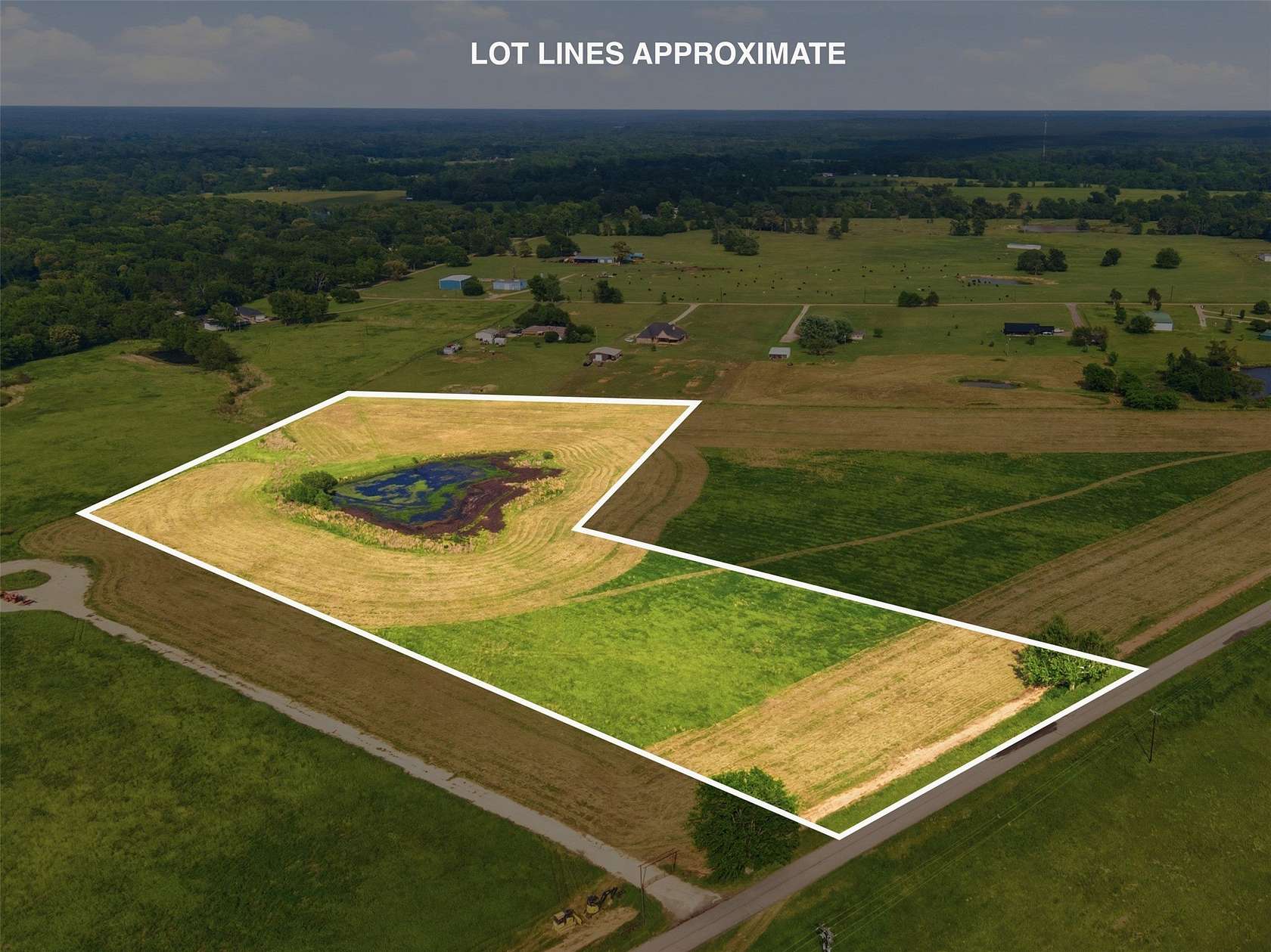 10 Acres of Residential Land for Sale in Mount Pleasant, Texas
