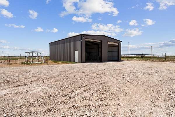 5 Acres of Improved Commercial Land for Sale in Midland, Texas