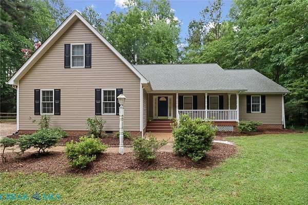 5.16 Acres of Land with Home for Sale in Mathews, Virginia