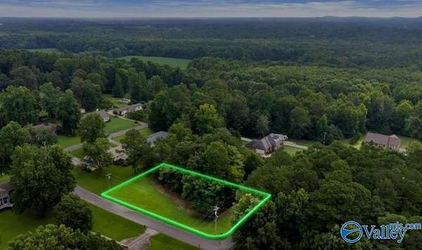 0.51 Acres of Residential Land for Sale in Scottsboro, Alabama