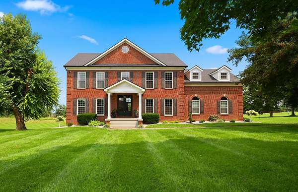 5 Acres of Land with Home for Sale in Nicholasville, Kentucky