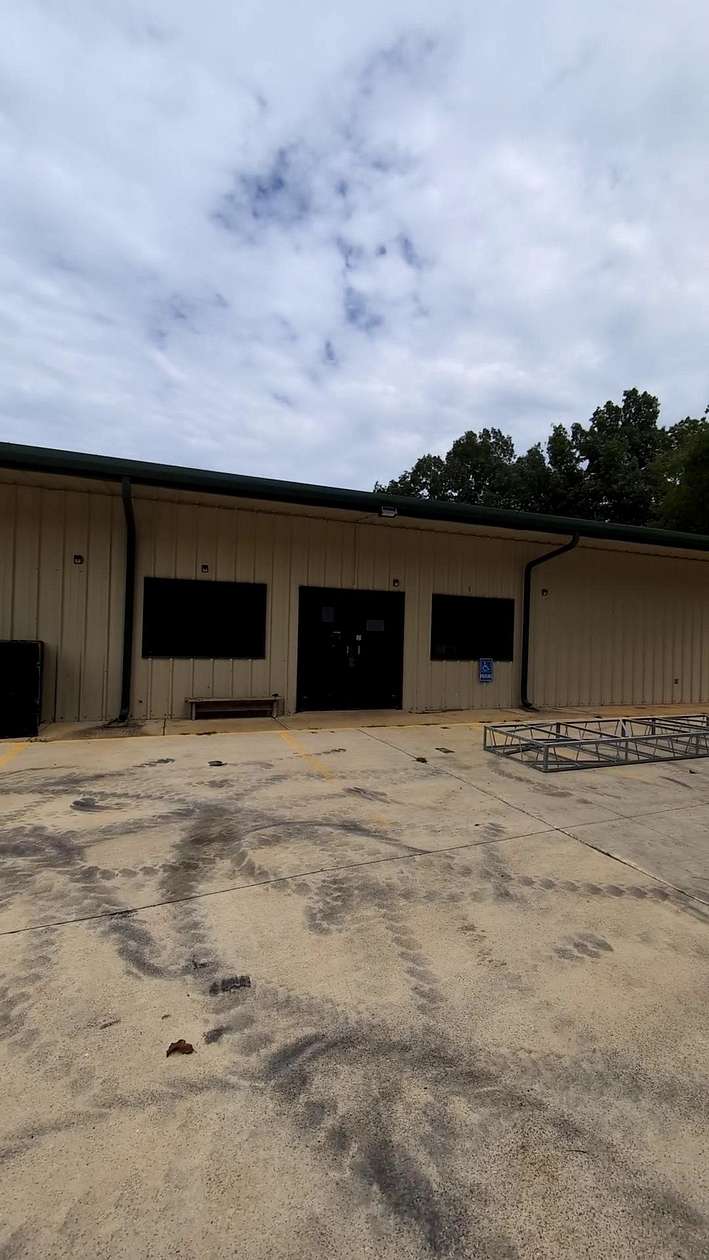 1.8 Acres of Improved Commercial Land for Sale in Cherokee Village, Arkansas