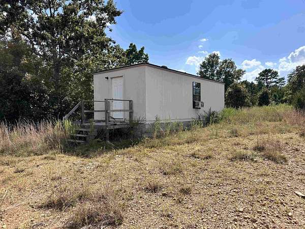 8 Acres of Improved Residential Land for Sale in Salem, Arkansas