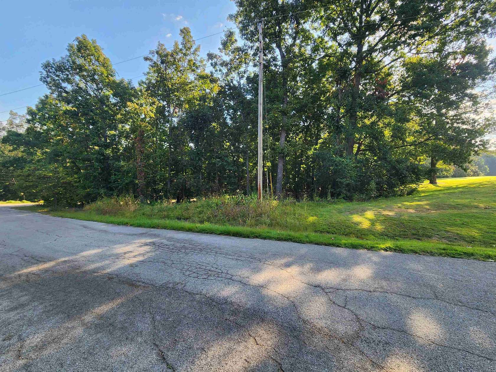 0.32 Acres of Residential Land for Sale in Cherokee Village, Arkansas